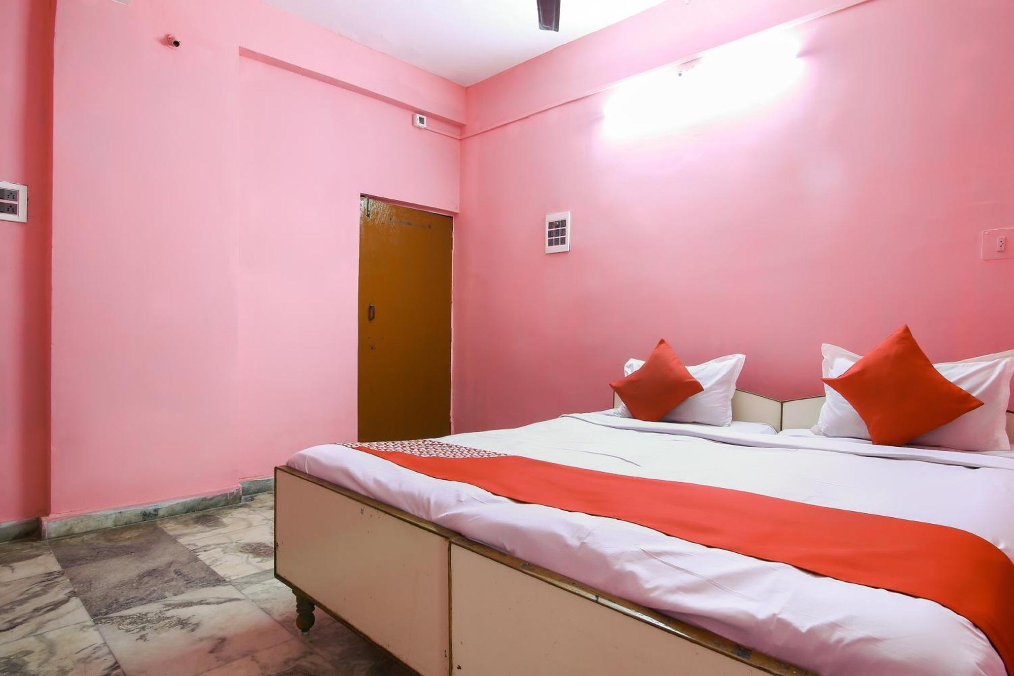 Collection O Nit More Adityapur Formerly Hotel Subheksha جمشيدبور المظهر الخارجي الصورة